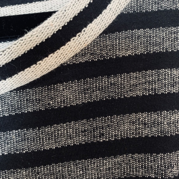 Soft Surroundings Shirt Size 2X Black Gray Striped Top CozyCore - Picture 5 of 9